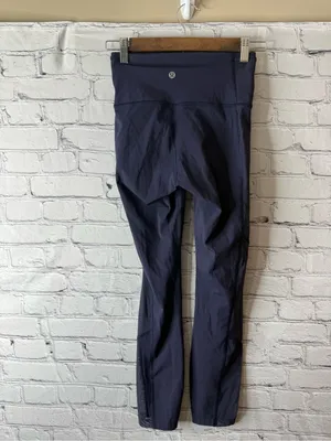 Women’s lululemon  Navy Performance leggings size 4 thumbnail 6
