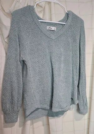 Hollister Sweater thumbnail 1