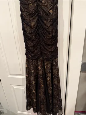 Laundry‎ By Shelli Segal Black Lace Gown with Nude Underlay 4 thumbnail 7