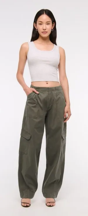 Abercrombie & Fitch Cargo Pants Barrel Leg Olive Green Elevated Casual Size 25/0 thumbnail 1