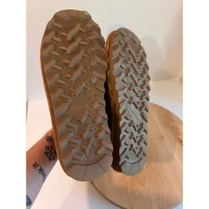 Banana Republic Bearpaw Chestnut Brown Suede Leather Low Top Ankle Lined Cozy Boots Size 9 thumbnail 3