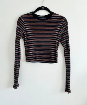 Top thumbnail 2