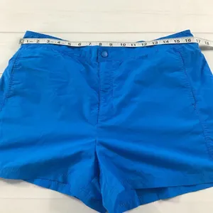 Land's End Blue Cargo Shorts Women 12 thumbnail 5
