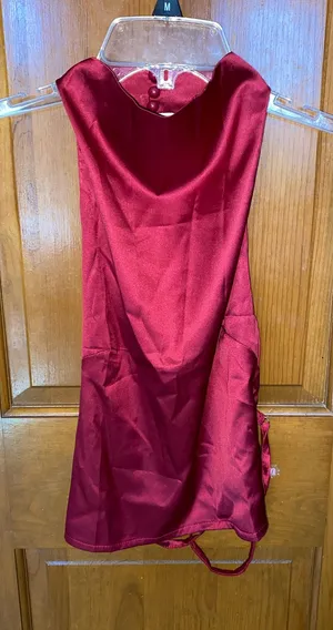 SheIn Maroon Halter High Neck Open Back Tank thumbnail 1