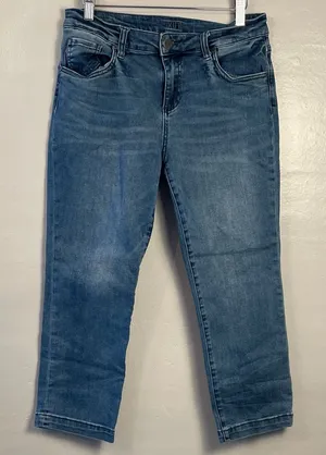 Kut from the Kloth Dark Blue wash cropped straight leg size 8 thumbnail 1