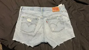 Levi’s 501 Jean Shorts thumbnail 3