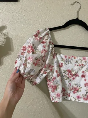 Altar’d State Eyelet Puff Sleeve Crop Top Size XS Smocked Back Square Neck thumbnail 5