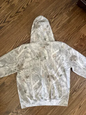 Abercrombie and Fitch camo hoodie thumbnail 2