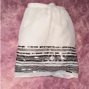 Abercrombie‎ Fitch White Sequin Embellished Skirt Size M thumbnail 3