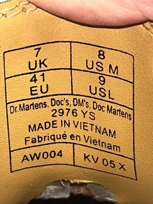 Dr. Martens 2976 YS White Smooth Leather Chelsea Boots Size US Men 8 Women 9⁠ thumbnail 12