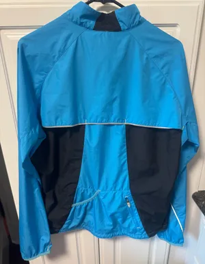 North Face Large Lightweight Jacket  thumbnail 2