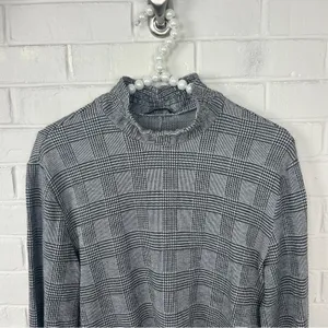 Zara Houndstooth Herringbone Knit Long Sleeve Top Size M thumbnail 4