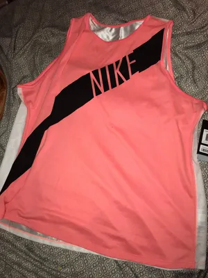 Nike NWT  Logo Workout Top thumbnail 1