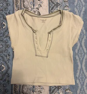 Crop Top Urban Outfitters thumbnail 1