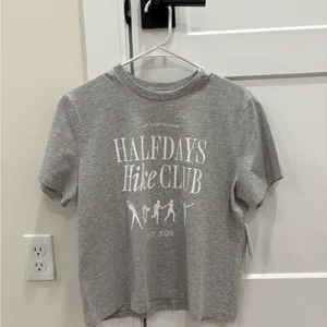 NWT Halfdays tshirt size xs Gray thumbnail 2