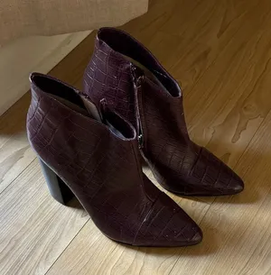 Pour La Victoire Croc-Embossed Pointed Ankle Boots in Burgundy thumbnail 1