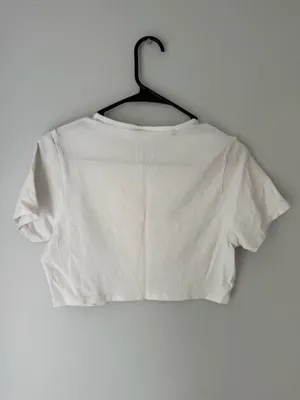 Gymshark Crop Top thumbnail 3