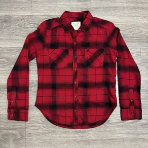 Abercrombie & Fitch Red‎ black Check Plaid Button Down Womans Career Shirt S thumbnail 8