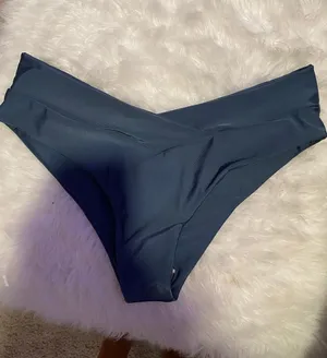 Bikini Bottoms thumbnail 1