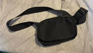 Amazon Fanny pack thumbnail 1