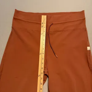 Vuori Daily Jogger Sweatpants Leggings Yoga Pants Burnt Orange Stretch Women XL thumbnail 5