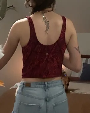 Lululemon Cropped Tank thumbnail 2