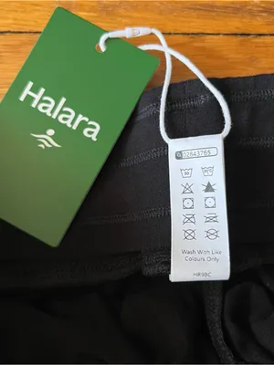 •Halara frill high waisted elastic shorts NWT• Size M thumbnail 6