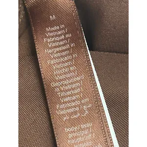 Skims Body Plunge unlined Bodysuit medium Cocoa New with tags thumbnail 7
