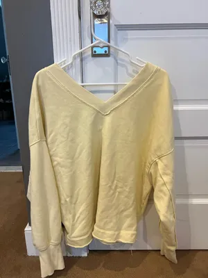 Kohl's Butter yellow long sleeve thumbnail 2