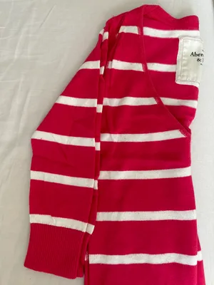 Abercrombie V Neck thumbnail 2