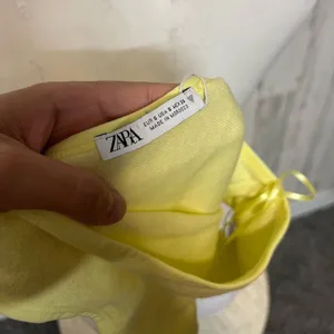 Zara Yellow One Shoulder Crop Top Small Asymmetrical Knit Stretchy thumbnail 3