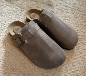 clogs Gray Size 6.5 thumbnail 1