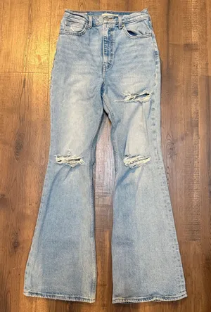 Levis Premium 70s High Flare Jeans Light Wash Distressed Blue Denim 26 thumbnail 1
