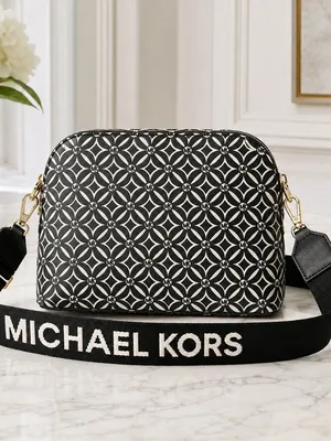 Michael Kors Cindy Saffiano Leather Crossbody Bag Logo Strap NWT thumbnail 4