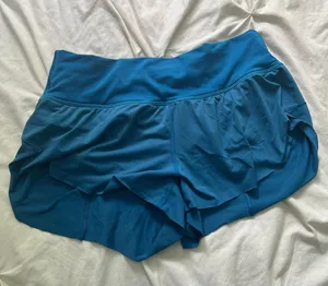 Lululemon Shorts thumbnail 1