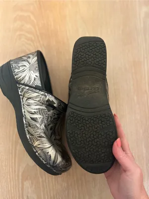 Dansko Black Metallic Floral Clogs for Women thumbnail 5