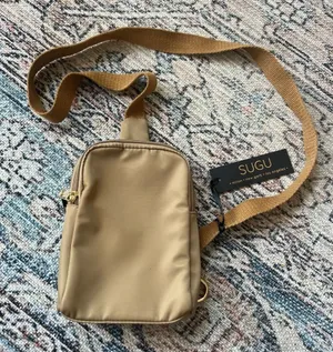 NWT SUGU Milan New York Los Angeles Sling Tan Crossbody Bag Unisex Chest Bag thumbnail 1