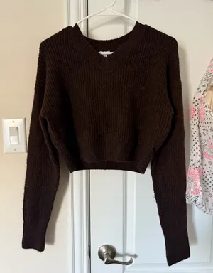 Garage spongy V neck sweater thumbnail 1