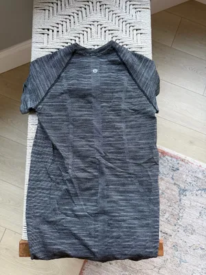 Lululemon Swiftly Tech Short Sleeve thumbnail 2