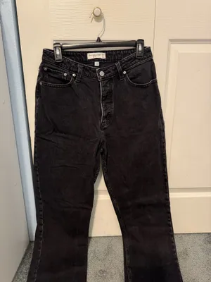 Abercrombie Curve Love Dad High-Rise Jeans thumbnail 1