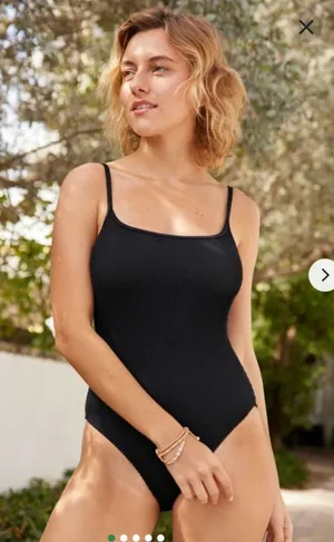 Aerie Black Crinkle‎ Scoop Full One Piece Swimsuit Size: M thumbnail 1