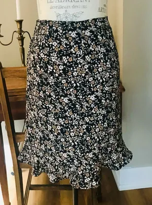 Vintage 35th & 10th Brown Floral Print Flounce Skirt with Ruffle Hem Sz S thumbnail 1