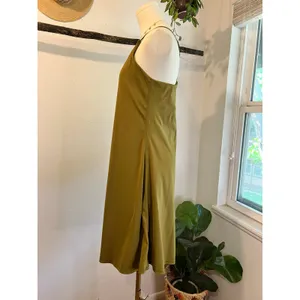 Olive Green Knee Length Built in Short Bra Tank Athletic Dress Size Large thumbnail 3