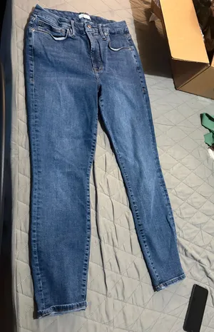 Good American Jeans thumbnail 1
