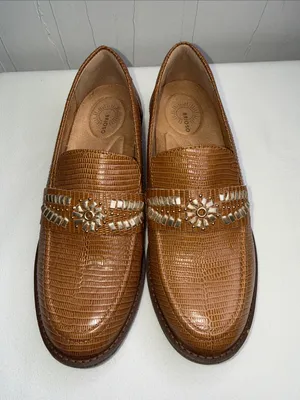 Brioso Frisco Lizard-Embossed Leather Loafers thumbnail 2