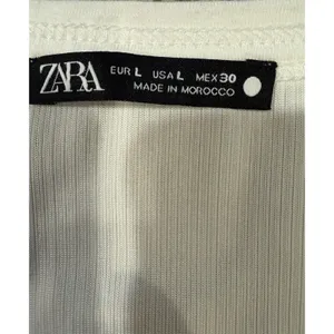 Zara Ribbed Crop Top White Sleeveless Size Large thumbnail 4