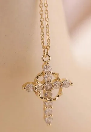 Cross Crown Zirconia Necklace Gold thumbnail 4