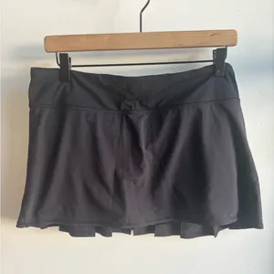 Lululemon Pace Setter black Skirt‎ 8 Athleisure workout yoga pickleball coastal thumbnail 2