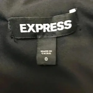 Express Black Cocktail Dress Sz 0‎ thumbnail 5