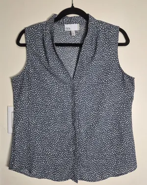 Nordstrom Rack Sleeveless Gray and White Printed V-Neck Camisole thumbnail 1